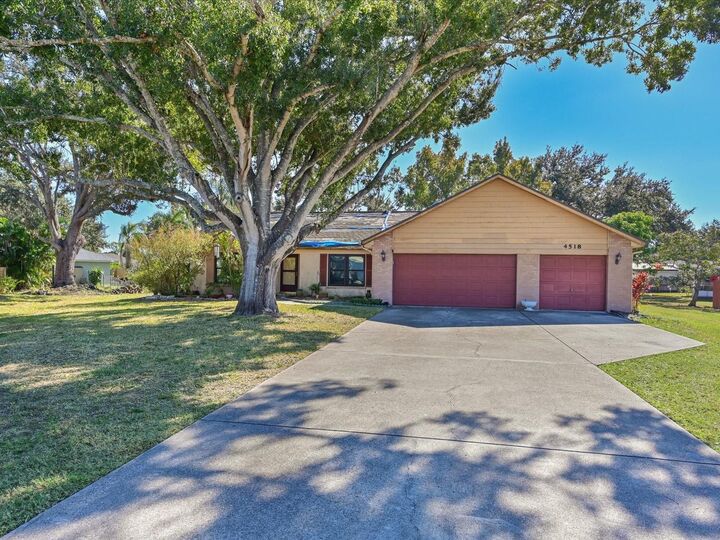 Property Photo:  4518 30th Street Circle E  FL 34203 