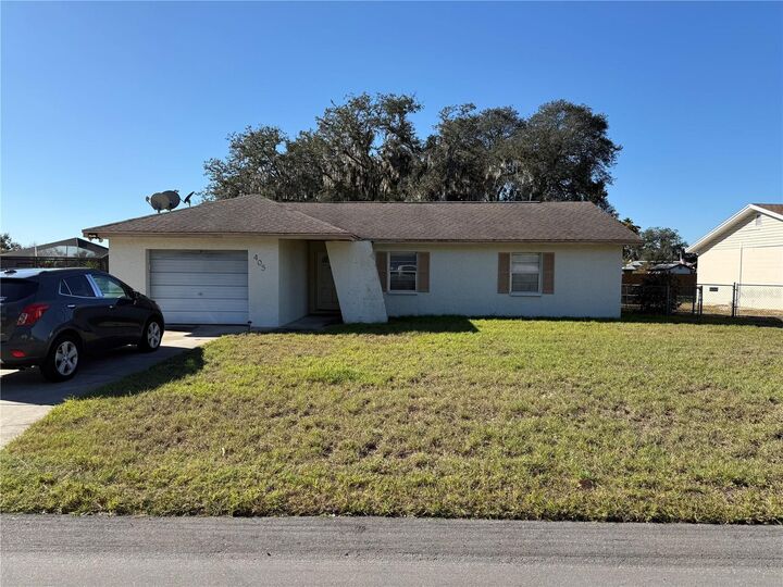 Property Photo: 405 Hickory Lane FL 33880