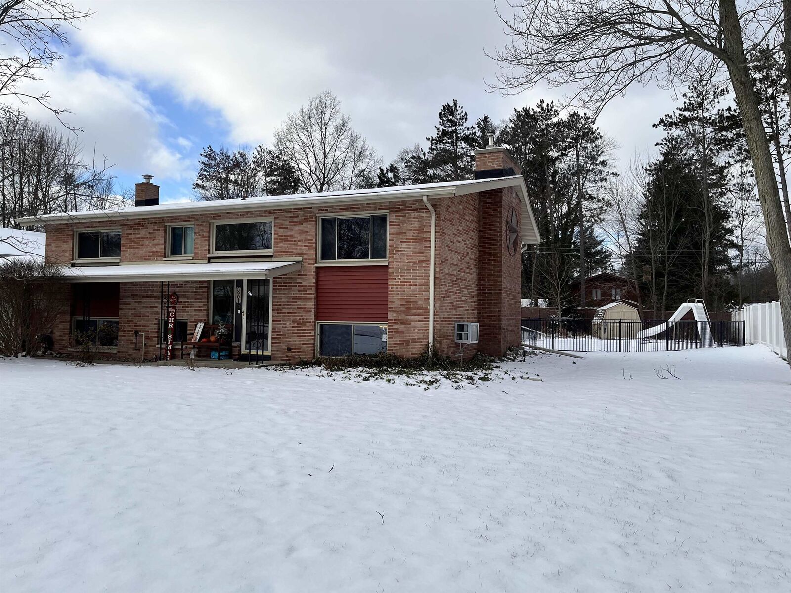 Property Photo: 5901 Swede Avenue MI 48642