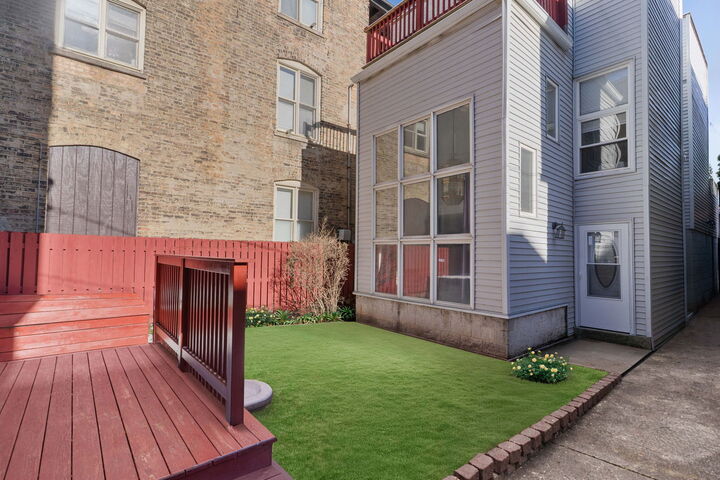 Property Photo: 1931 N Sheffield Avenue IL 60614