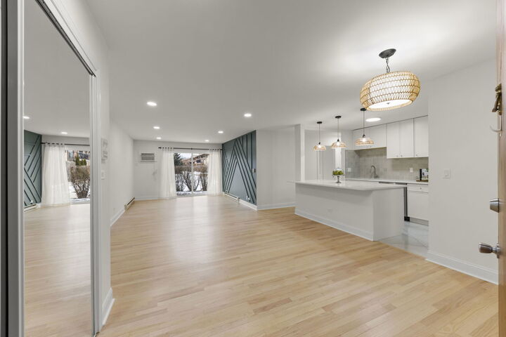 Property Photo:  840 E Old Willow Road 116  IL 60070 