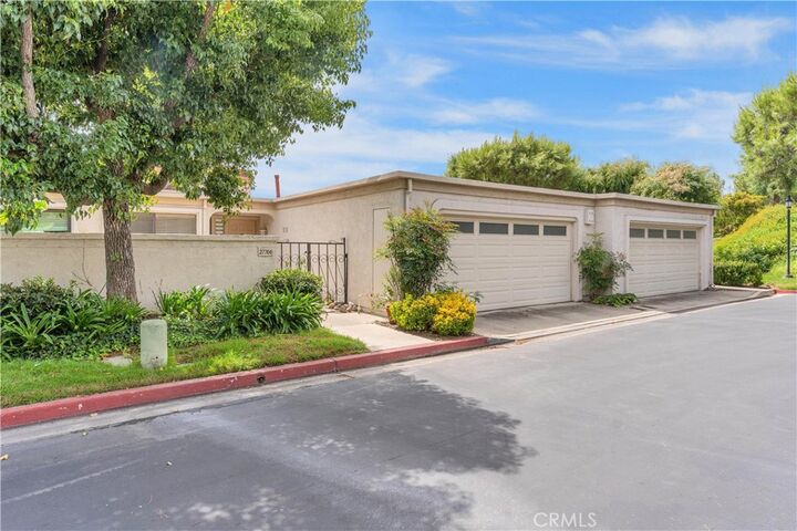 Property Photo: 27766 Alfabia CA 92692