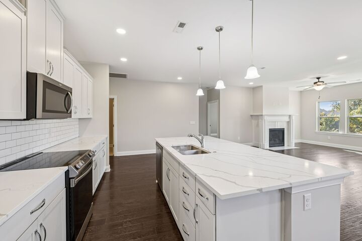 Property Photo: 643 Fall Creek Cir TN 37072