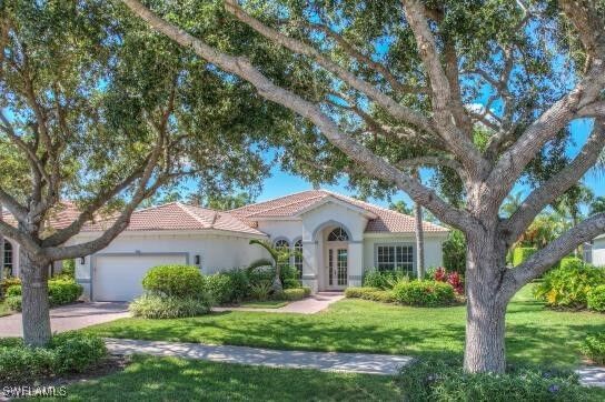 Property Photo:  8860 Mustang Island Circle  FL 34113 