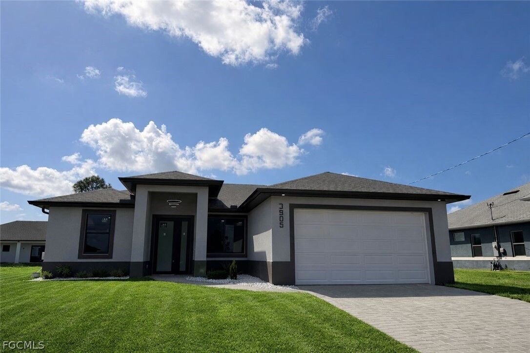 Property Photo:  3905 11th Street SW  FL 33976 