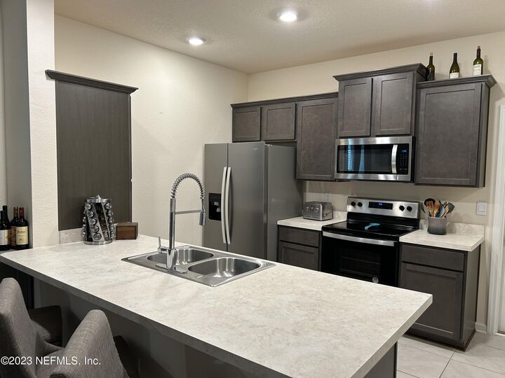 Property Photo: 75510 Harvester Street FL 32097