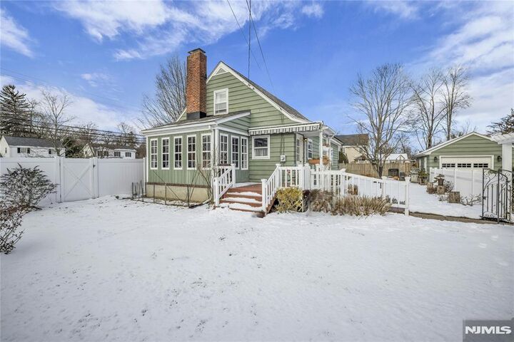 Property Photo:  298 Boulevard  NJ 07444 