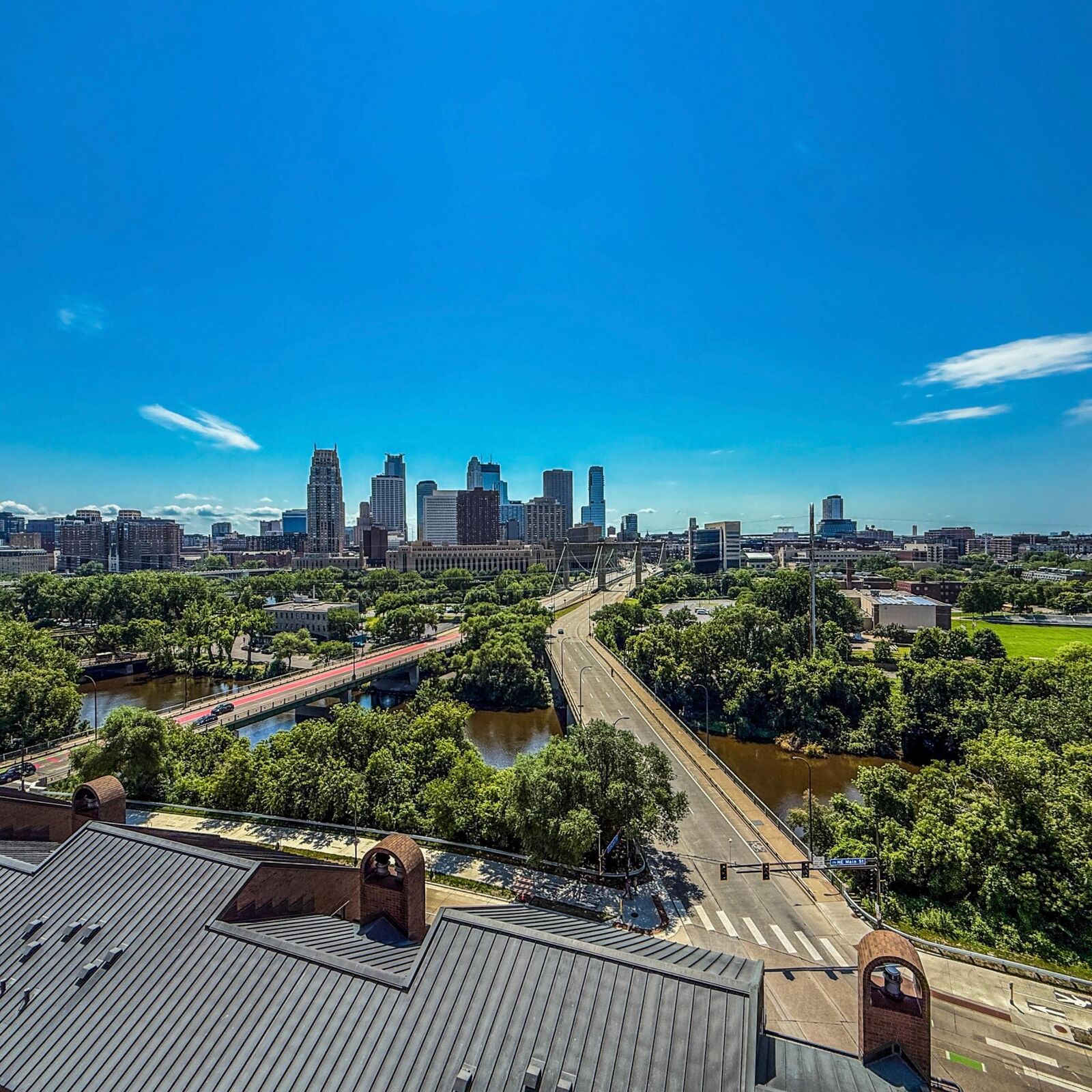 Property Photo: 110 1st Avenue NE 1006 MN 55413