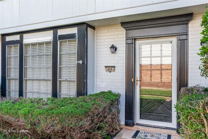 Property Photo: 10061 Alondra Street LA 71115