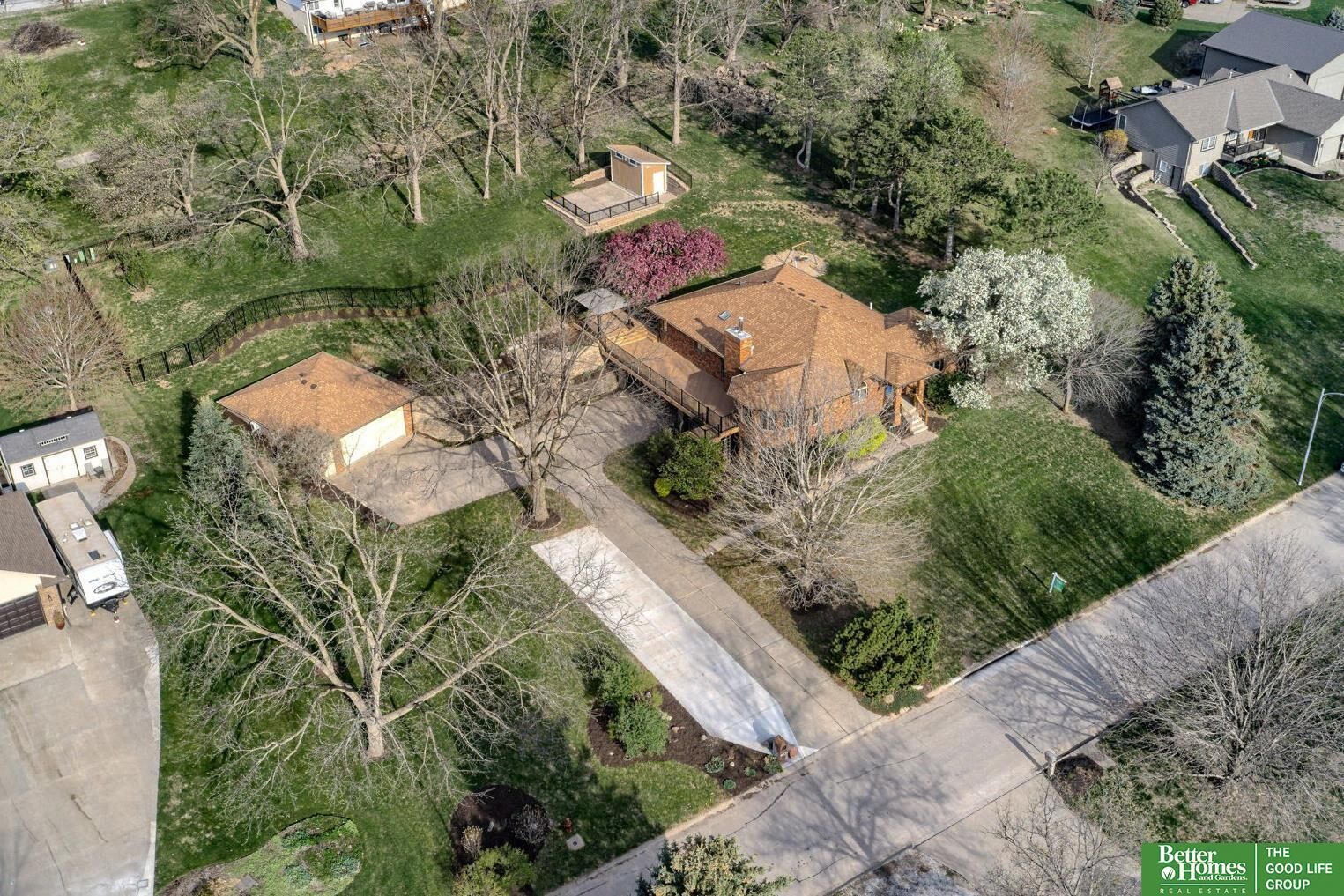 Property Photo:  9404 Valaretta Drive  NE 68028 