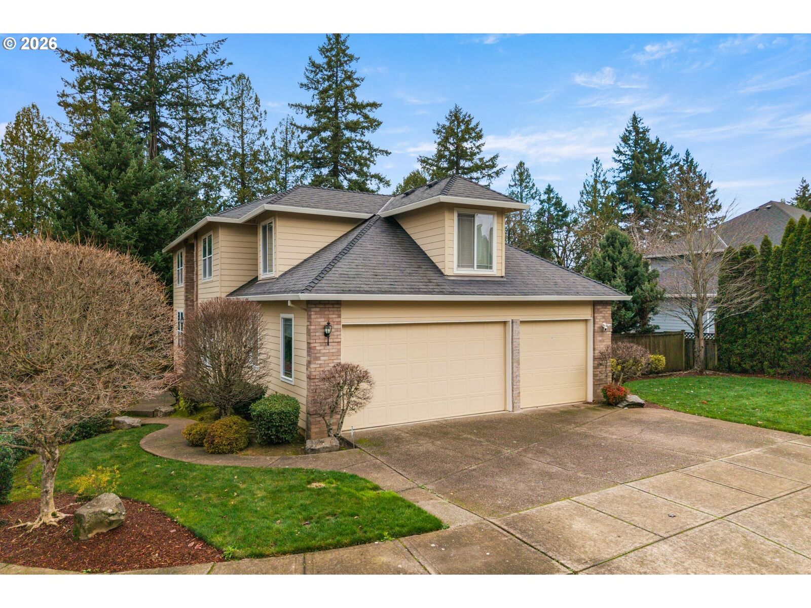 Property Photo:  16707 SE Baldry St  OR 97236 