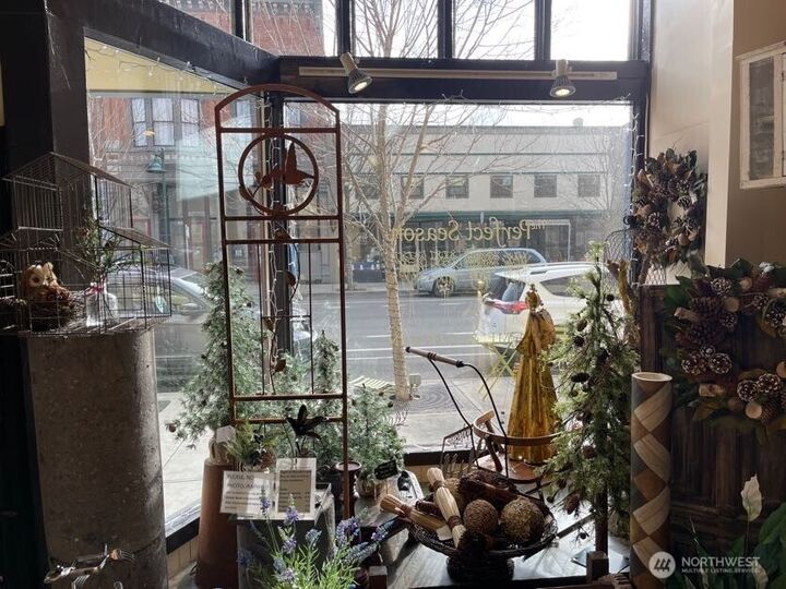 Property Photo:  926  Water Street B  WA 98368 