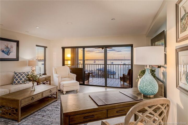 Property Photo:  415 NW North River Drive 302  FL 34994 