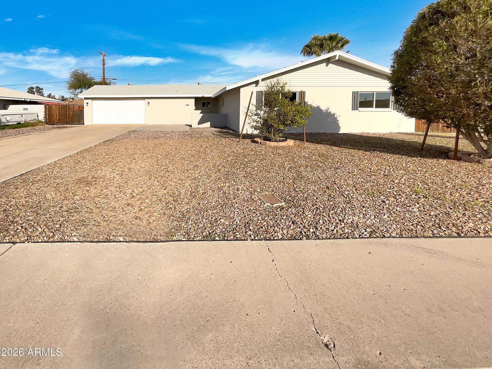 Property Photo: 6020 W Medlock Drive AZ 85301