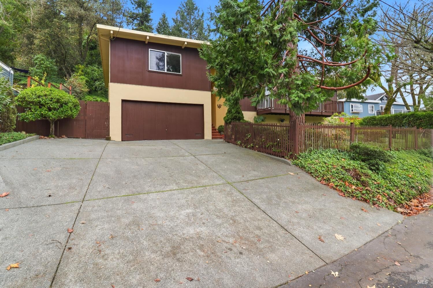 Property Photo:  48 Oxford Drive  CA 94903 