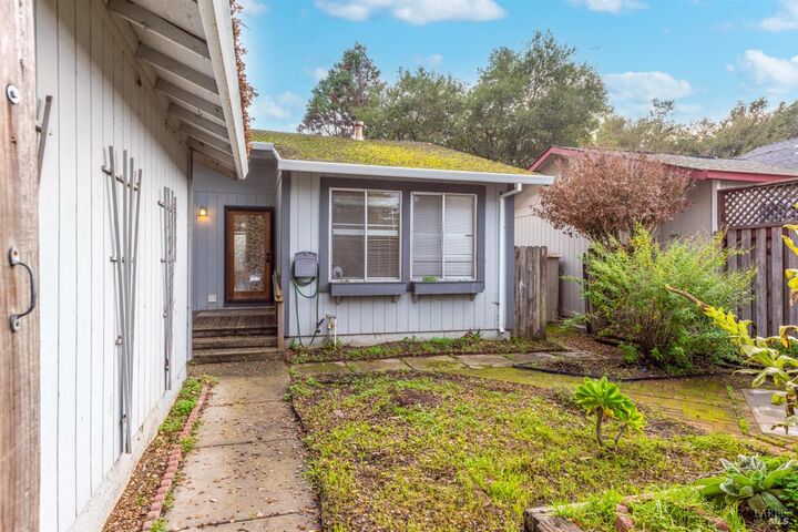 Property Photo:  2314 Gads Hill Court  CA 95401 