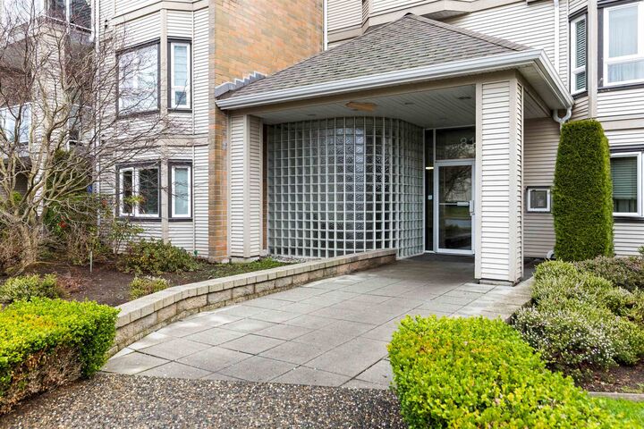 Property Photo:  8142 120A Street #411  BC V3W 0N1 