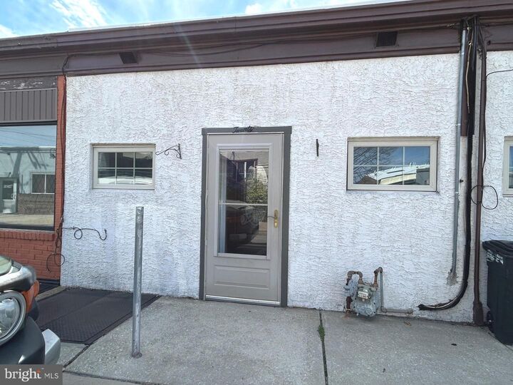 Property Photo:  20 S Highland Avenue  PA 19050 