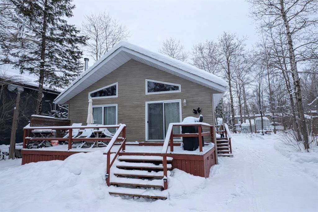 Property Photo: 35 Riverside Parkway MB R0E 1A0