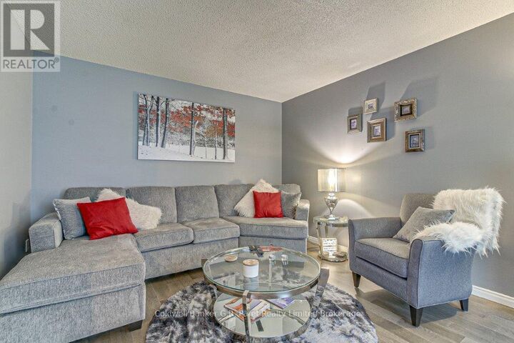 Property Photo:  1 Lamer'S Court 15  ON N4G 4T6 