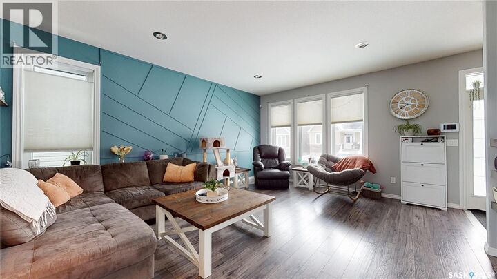 Property Photo:  1117 Jurasin Street N  SK S4X 0K1 