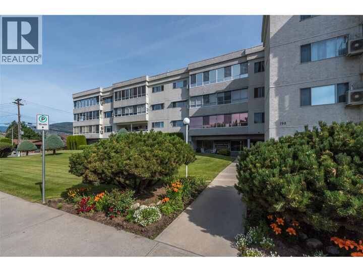 Property Photo: 195 Warren Avenue West 406 BC V2A 3N1