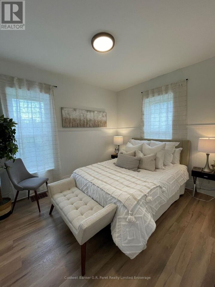 Property Photo:  89 Church Street West B  ON N4B 1V9 