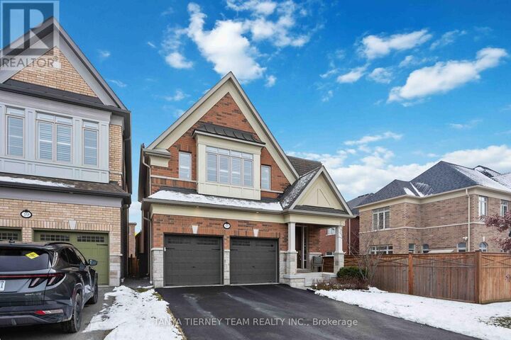 Property Photo:  17 Pennine Drive  ON L1P 0C3 