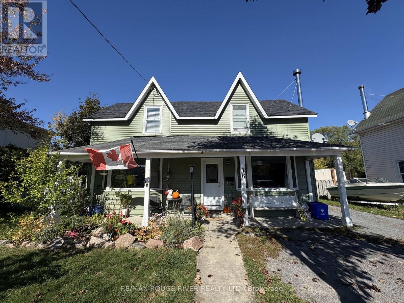 Property Photo:  76 Princess Street  ON K8V 1T4 