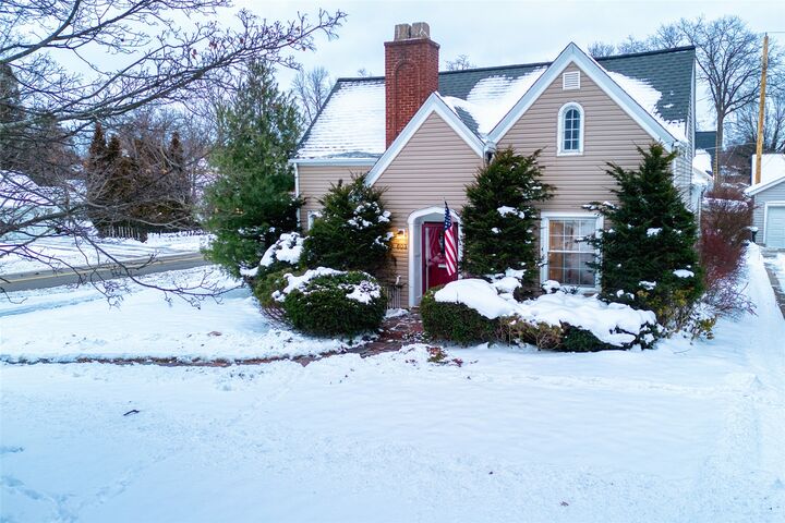 Property Photo: 603 Kahkwa Boulevard PA 16505