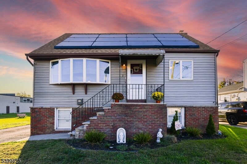 Property Photo:  2 Lincoln Pl  NJ 07074 