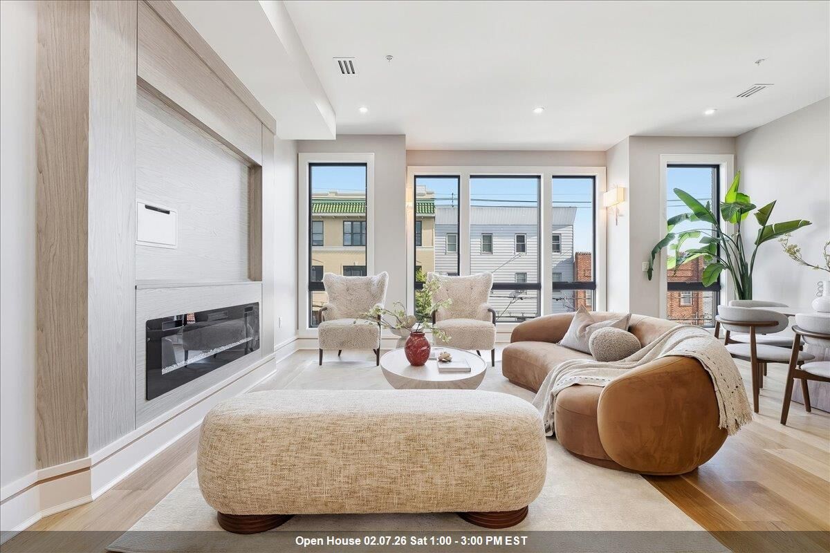 Property Photo: 617 Palisade Ave 3 NJ 07307