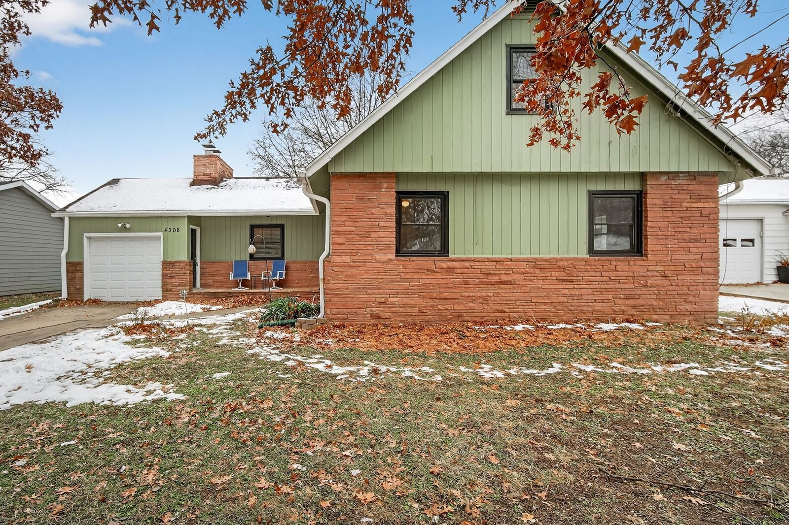 Property Photo:  4308 Wakonda Parkway  IA 50315 