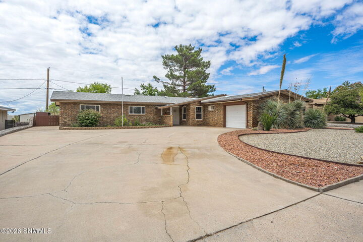 Property Photo:  3217 Fairway Drive  NM 88011 