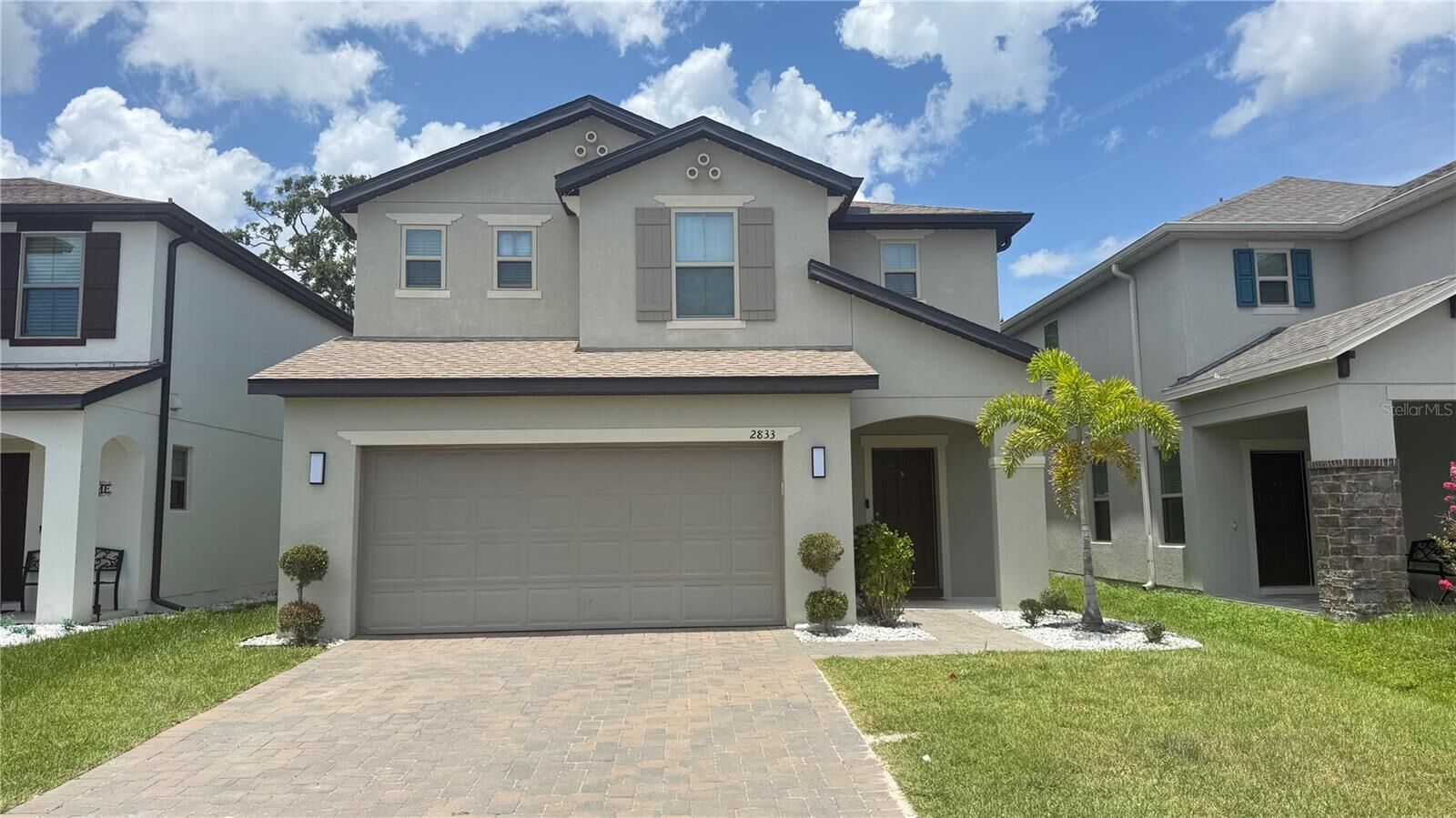 Property Photo: 2833 Noble Crow Drive FL 34744