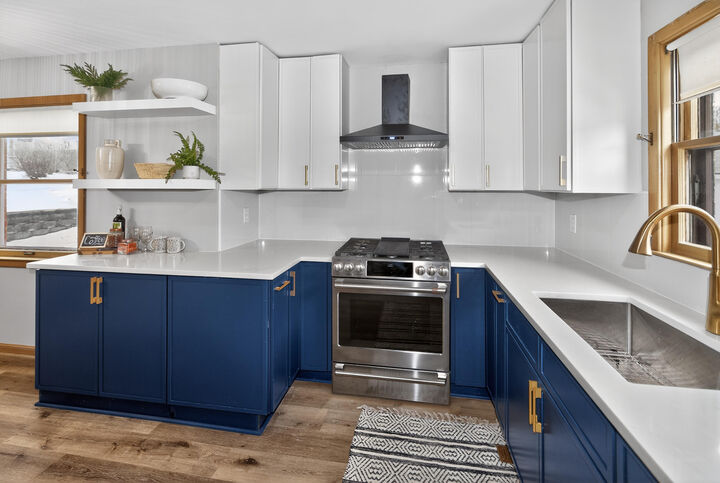 Property Photo:  10708 W York Pl  WI 53222 