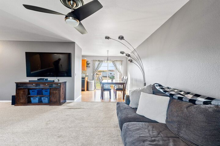 Property Photo:  3915 Gallatin Avenue  SD 57783 