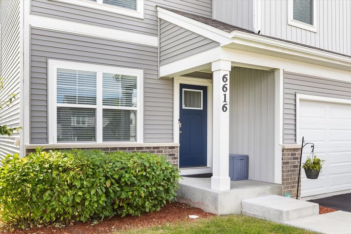 Property Photo: 6616 Hadrian Drive IL 60431