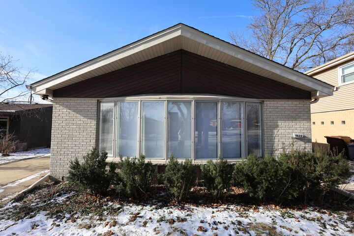Property Photo:  9622 Kildare Avenue  IL 60076 