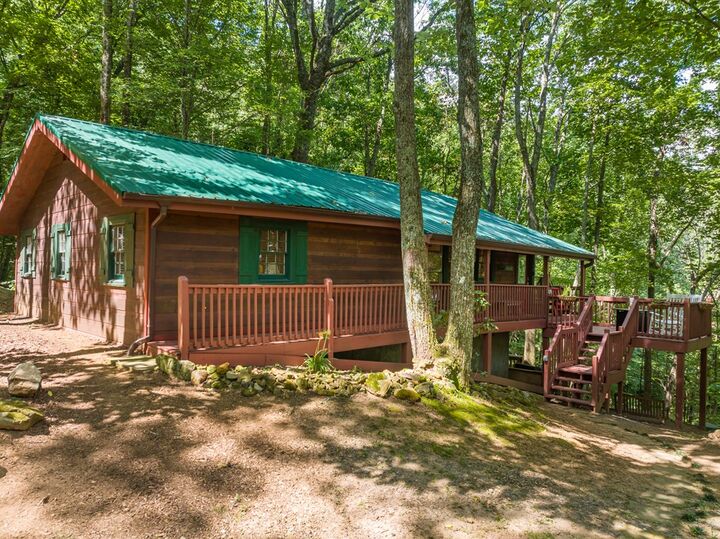 Property Photo:  131 Hickory Trace  GA 30536 