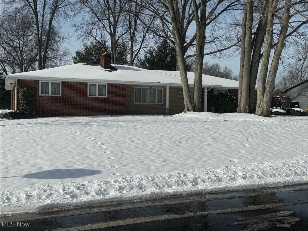 Property Photo:  2612 Frostwood Drive  OH 44515 