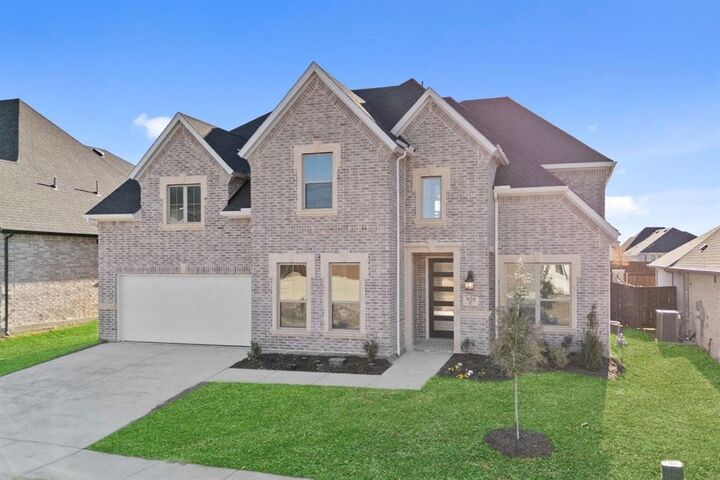 Property Photo:  928 Mumms Field Drive  TX 76247 