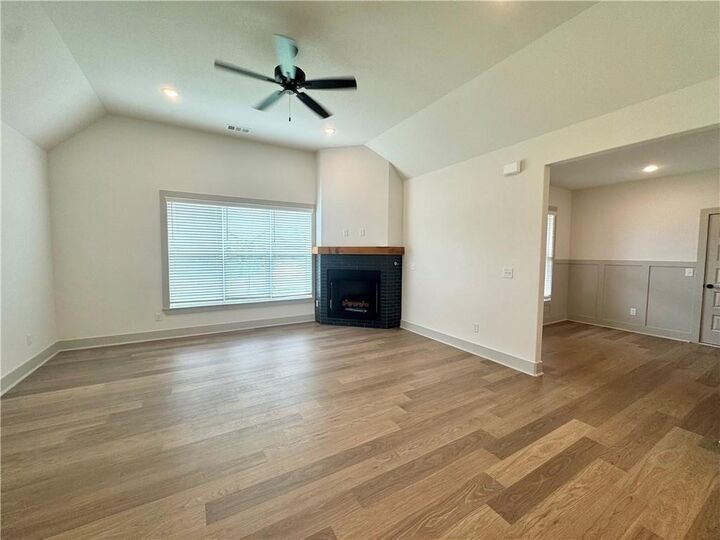 Property Photo:  4802 SW Scarlet Oak Street  AR 72713 