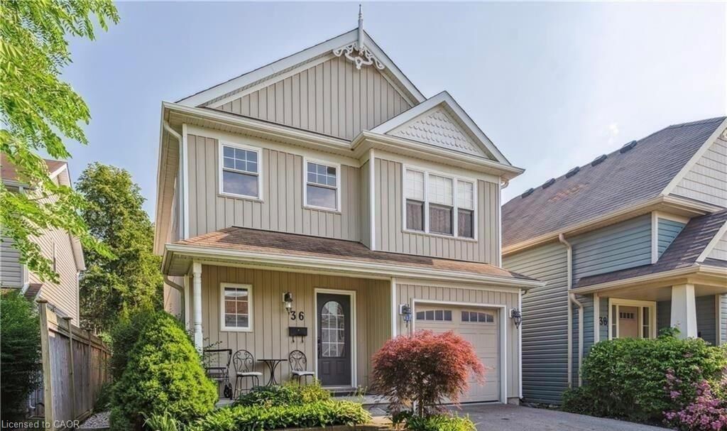 Property Photo: 36 Chicory Crescent ON L2R 6K7