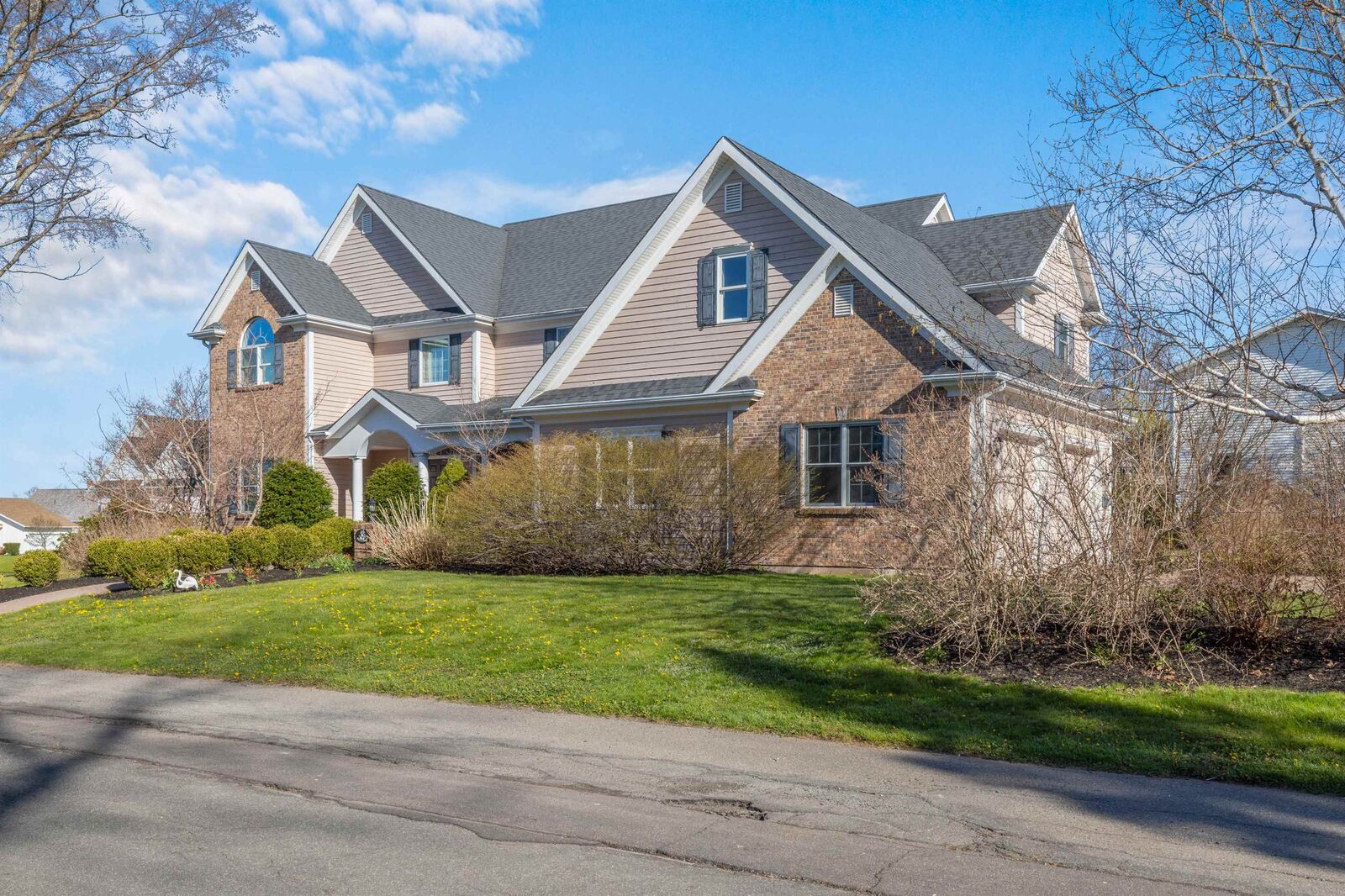 Property Photo: 45 Brittany Drive PE C1A 9L8