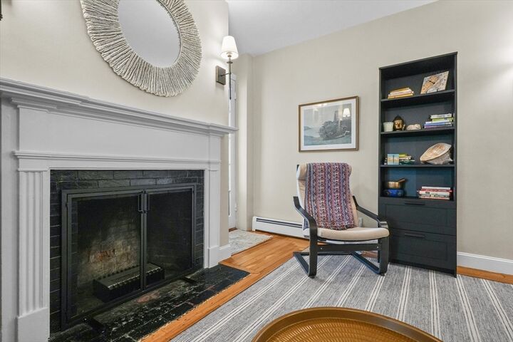 Property Photo:  201 Humphrey St 2  MA 01945 