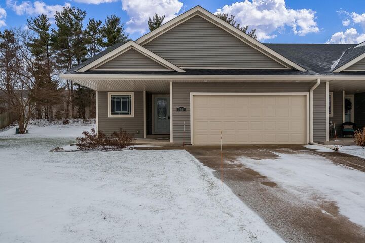 Property Photo:  5788 Jackie'S Drive  IL 61111 