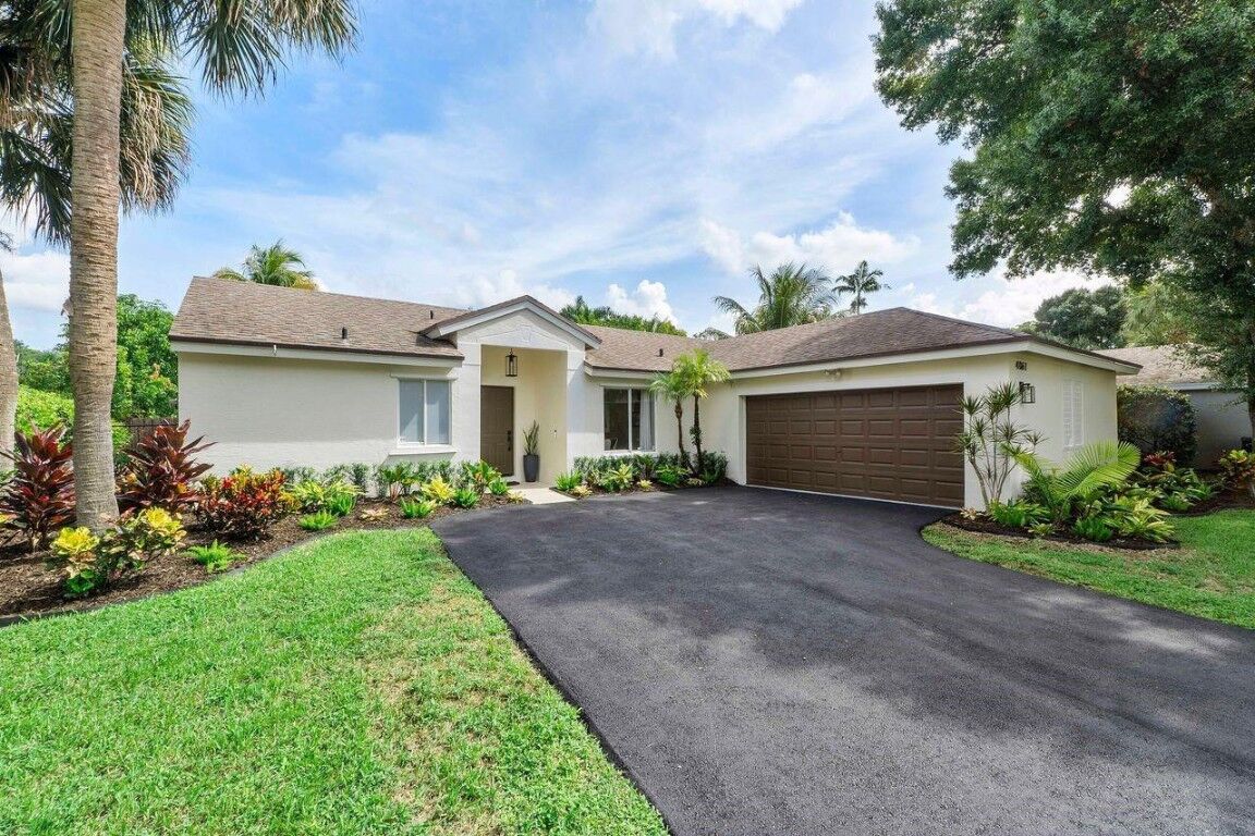 Property Photo:  4061 NW 54th Court  FL 33073 
