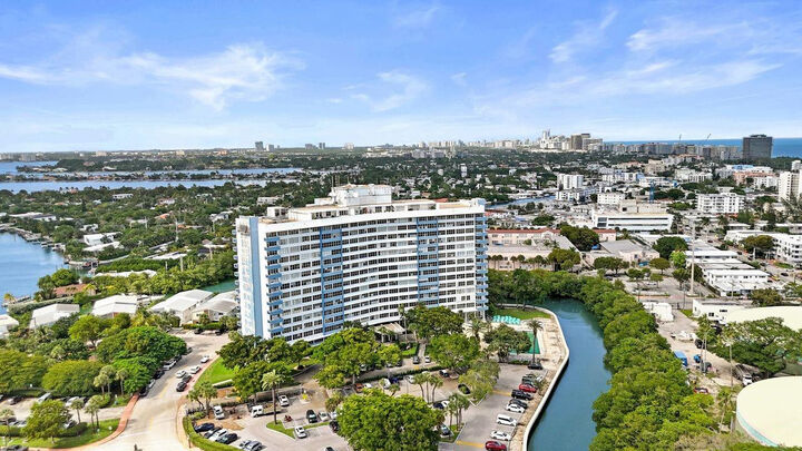 Property Photo:  7441 Wayne Avenue 10C  FL 33141 