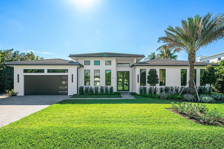 Property Photo:  212 NW 18th Street  FL 33444 